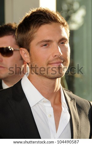 Eric Winter  at the Los Angeles Premiere of \'The Ugly Truth\'. Cinerama Dome, Hollywood, CA. 07-16-09