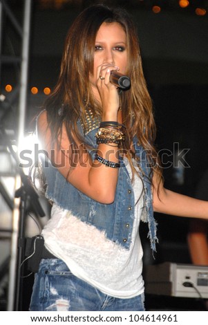 Ashley Tisdale performs as part of the Donate Life concert series, Americana at Brand, Glendale, CA. 08-12-09