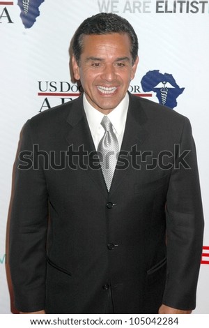 Antonio Villaraigosa at the The First Ladies of Africa Health Summit. Beverly Hilton, Beverly Hills, CA. 04-21-09