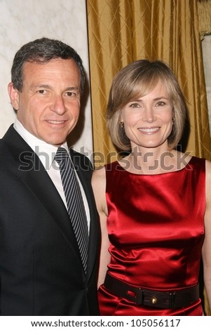 Robert A. Iger and Willow Bay  at the Natural Resources Defense Council\'s 20th Anniversary Celebration. Beverly Wilshire Hotel, Beverly Hills, CA. 04-25-09
