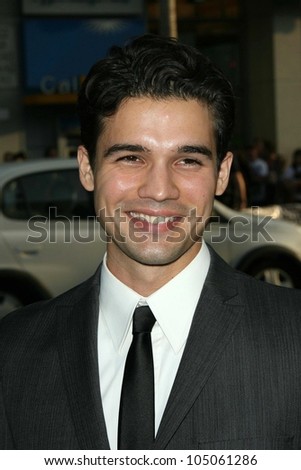 Steven Strait  at the Industry Screening of \'X-Men Origins Wolverine\'. Grauman\'s Chinese Theater, Hollywood, CA. 04-28-09