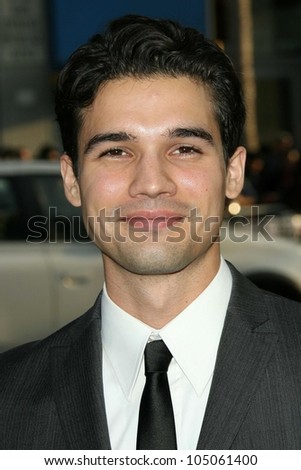 Steven Strait  at the Industry Screening of 'X-Men Origins Wolverine'. Grauman's Chinese Theater, Hollywood, CA. 04-28-09