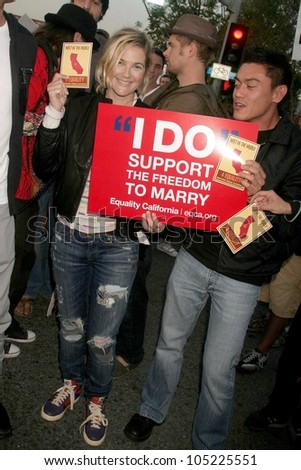 Drew Barrymore  at the \'Prop 8\' Rally Supporting the right for same sex couples to marry in California. West Hollywood, CA. 09-26-09
