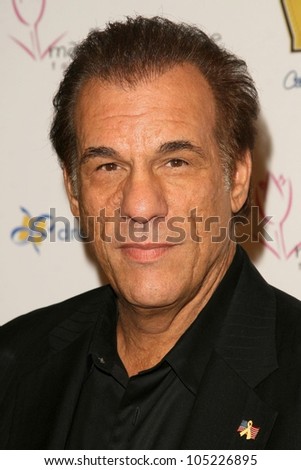 Robert Davi at the \'All in For All Good\' Celebrity Poker Tournament benefitting Maximum Hope Foundation and Dream Foundation. Commerce Casino, Commerce, CA. 05-30-09