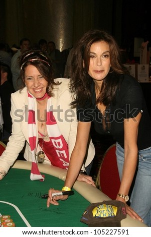 Joely Fisher and Teri Hatcher at the \'All in For All Good\' Celebrity Poker Tournament benefitting Maximum Hope Foundation and Dream Foundation. Commerce Casino, Commerce, CA. 05-30-09