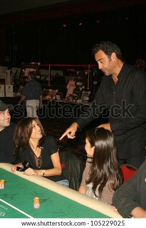 Teri Hatcher and Brad Garrett  at the \'All in For All Good\' Celebrity Poker Tournament benefitting Maximum Hope Foundation and Dream Foundation. Commerce Casino, Commerce, CA. 05-30-09