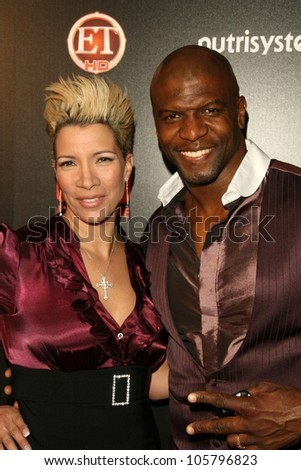 Terry Crews and wife Rebecca  at TV Guide Magazine\'s Sexiest Stars Party. Sunset Tower Hotel, Los Angeles, CA. 03-24-09