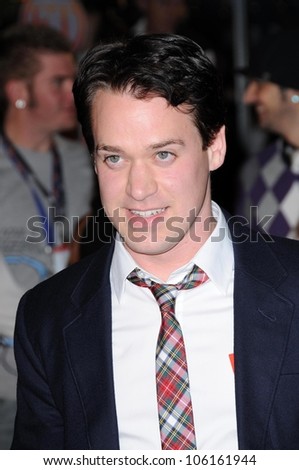 T.R. Knight   at Los Angeles Premiere of \'Marley and Me\'. Mann Village Theater, Los Angeles, CA. 12-11-08
