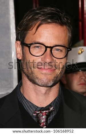 Guy Pearce   at the Los Angeles Premiere of 'Bedtime Stories'. El Capitan Theatre, Hollywood, CA. 12-18-08