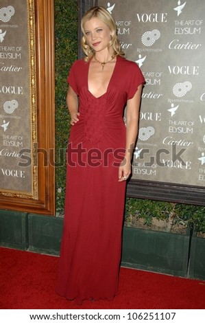 Amy Smart  at the 2nd Annual Art of Elysium Black Tie Charity Gala \'Heaven\'. The Vibiana, Los Angeles, CA. 01-10-09