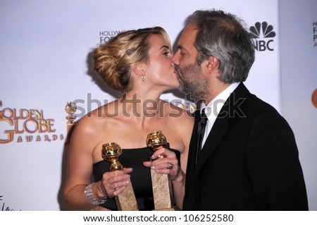 Kate Winslet and Sam Mendes in the press room at the 66th Annual Golden Globe Awards. Beverly Hilton Hotel, Beverly Hills, CA. 01-11-09
