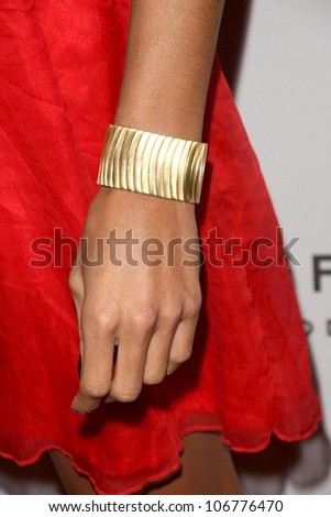 Rachel Smith\'s bracelet  at the VH1 Save The Music Foundation and Esquire Magazine Benefit Gala, Esquire House, Los Angeles, CA. 10-25-08
