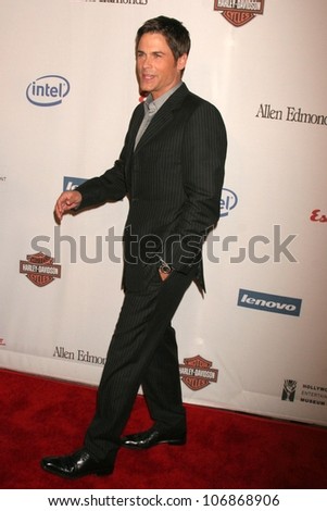 Rob Lowe  at the Hollywood Entertainment Museum Gala Honoring the Cast of \'Heroes\'. Esquire House, Hollywood, CA. 11-01-08