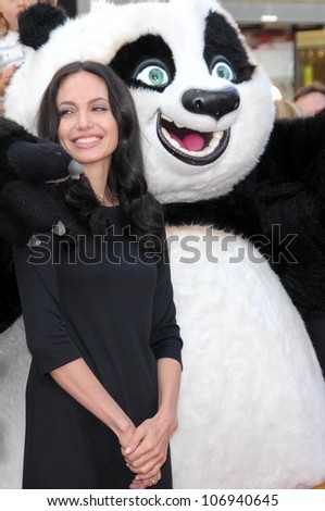 Angelina Jolie  at the DVD and Blu-Ray Debut of \'Kung Fu Panda\'. Grauman\'s Chinese Theater, Hollywood, CA. 11-09-08