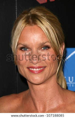 Nicollette Sheridan  at the Los Angeles Premiere of \