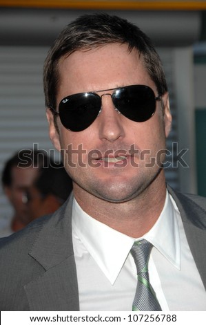 Luke Wilson At the Premiere of \