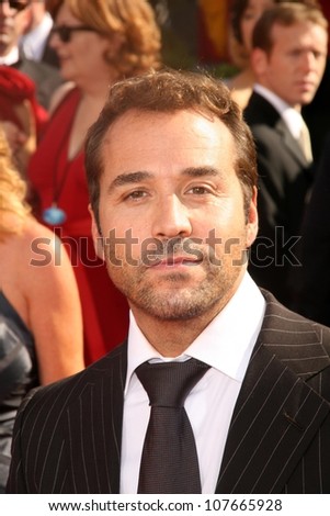 Jeremy Piven at the 60th Annual Primetime Emmy Awards Red Carpet. Nokia Theater, Los Angeles, CA. 09-21-08 at the 60th Annual Primetime Emmy Awards Red Carpet. Nokia Theater, Los Angeles, CA. 9-21-08