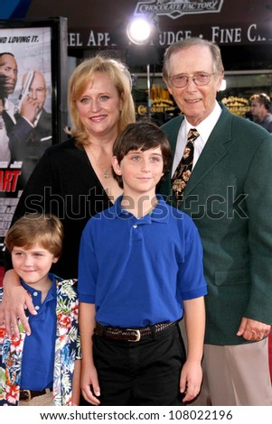 Bernie Koppell and family  at the World Premiere of \