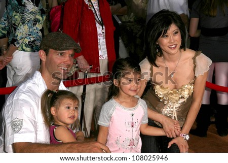 Kristi Yamaguchi and family  at the World Premiere of \