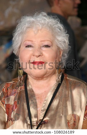 Estelle Harris  at the World Premiere of \
