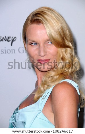 Nicollette Sheridan  at Disney and ABC's 