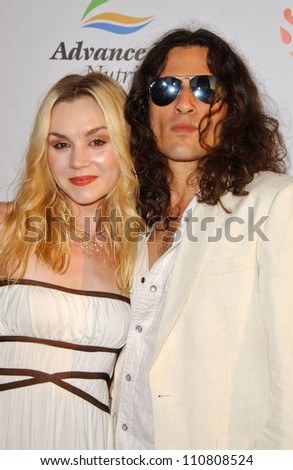 Rachel Miner and Hal Ozsan at the \
