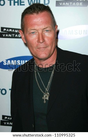 Robert Patrick at the premiere of \