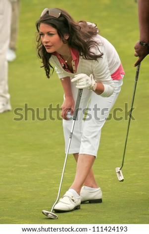 Catherine Zeta-Jones at The 9th Annual Michael Douglas and Friends Celebrity Golf Event. Trump National Golf Club, Rancho Palos Verdes, CA. 04-29-07