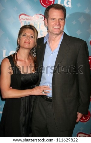 Beth Toussaint and Jack Coleman at the LG Mobile Phone \