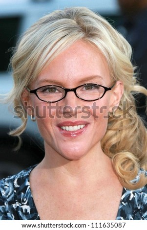 Rachael Harris at the Los Angeles premiere of \