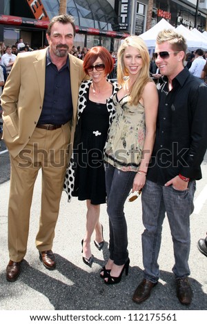 Tom Selleck and Jillie Mack with their daughter Hannah and friend at the World Premiere of \