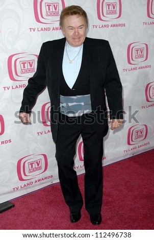 Roy Clark at the 5th Annual TV Land Awards. Barker Hangar, Santa Monica, CA. 04-14-07