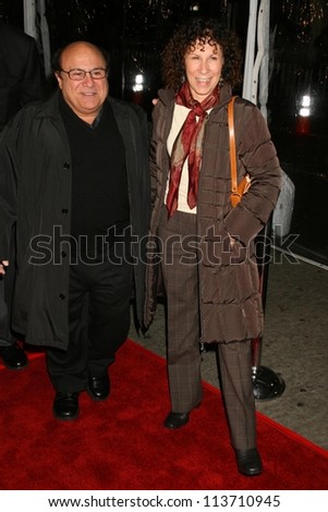 Danny DeVito and Rhea Perlman at the Los Angeles Premiere of \