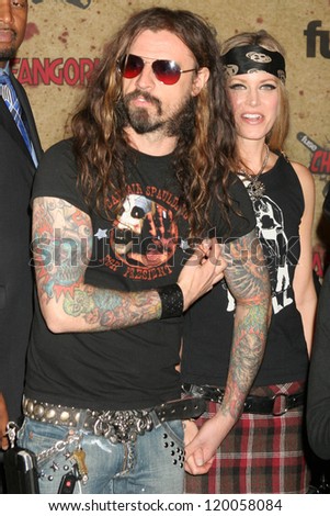 Rob Zombie and Sheri Moon at the Fuse Fangoria Chainsaw Awards. Orpheum Theatre, Los Angeles, CA. 10-15-06