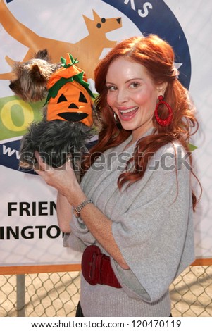 Phoebe Price at The 5th Annual BowWowWeen Benefit Presented by Dog.com. Barrington Dog Park, Los Angeles, CA. 10-29-06
