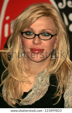 LOS ANGELES - NOVEMBER 07: Courtney Love at an in store appearance to promote her book \