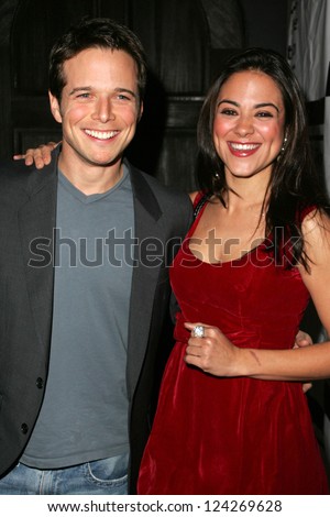 HOLLYWOOD - DECEMBER 07: Scott Wolf and Camille Guaty at Howard Fine's Ball of Fire December 07, 2006 in Boardners, Hollywood, CA.