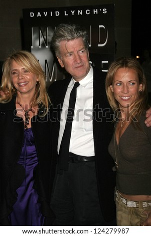 LOS ANGELES - DECEMBER 09: Rosanna Arquette with David Lynch and Sheryl Crow at the Los Angeles Premiere of Inland Empire at LACMA December 09, 2006 in Los Angeles, CA.