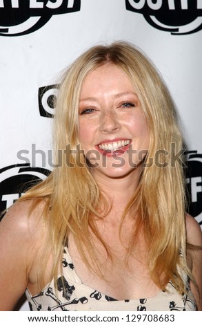 HOLLYWOOD - JULY 10: Jennifer Finnigan at the Premiere of 