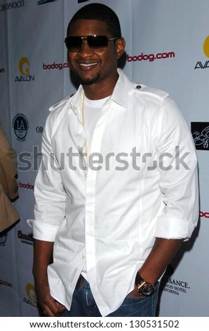 HOLLYWOOD - July 07: Usher at A Midsummer Night\'s Dream: A Magic Night of Poker, Players and Stars in The Avalon on July 07, 2006 in Hollywood, CA.