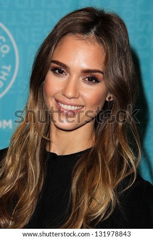 Jessica Alba at an in-store signing of her book \