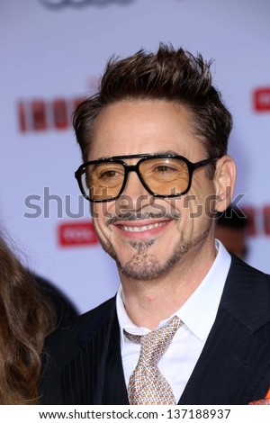 Robert Downey Jr. At The &Quot;Iron Man 3&Quot; Los Angeles Premiere, El Capitan, Hollywood, Ca 04-24-13