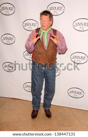 Ryan O\'Neal at the SHARE 60th Annual \