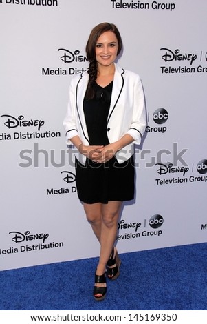 Rachael Leigh Cook at the Disney Media Networks International Upfronts, Walt Disney Studios, Burbank, CA 05-19-13