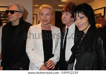 Chris Stein, Deborah Harry, Rodney Bingenheimer and Joan Jett at the \