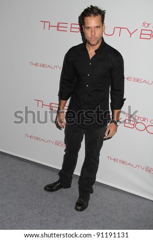 Dane Cook at The Launch Of The Beauty Book For Brain Cancer, Chinese Theatre, Hollywood, CA 11-14-11