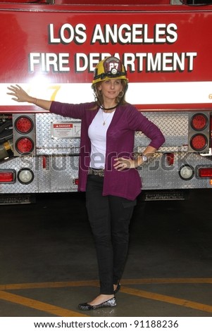 Marlee Matlin at the Hollywood Chamber Of Commerce 17th Annual Police And Fire BBQ, Private Location, Hollywood, CA 11-30-11