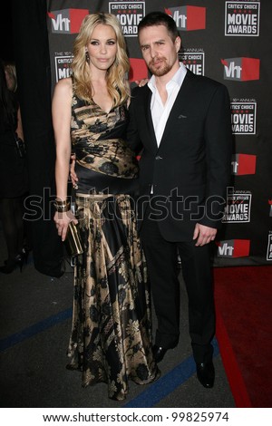 Leslie Bibb and Sam Rockwell at the 16th Annual Critics\' Choice Movie Awards Arrivals, Hollywood Palladium, Hollywood, CA. 01-14-11