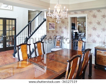 Long Luxury Dining Rooms Table