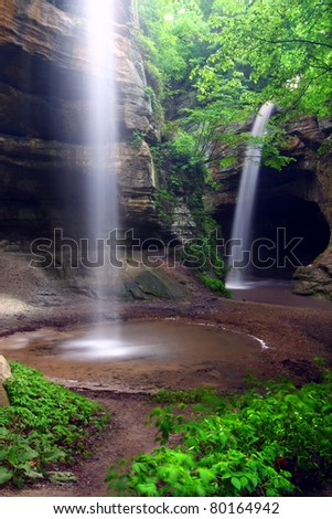 Waterfalls flow into Tonti Canyon on a spring day at Starved Rock State Park